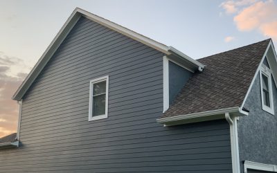 Top 5 Signs Your Kansas City Home Needs New Siding This Year